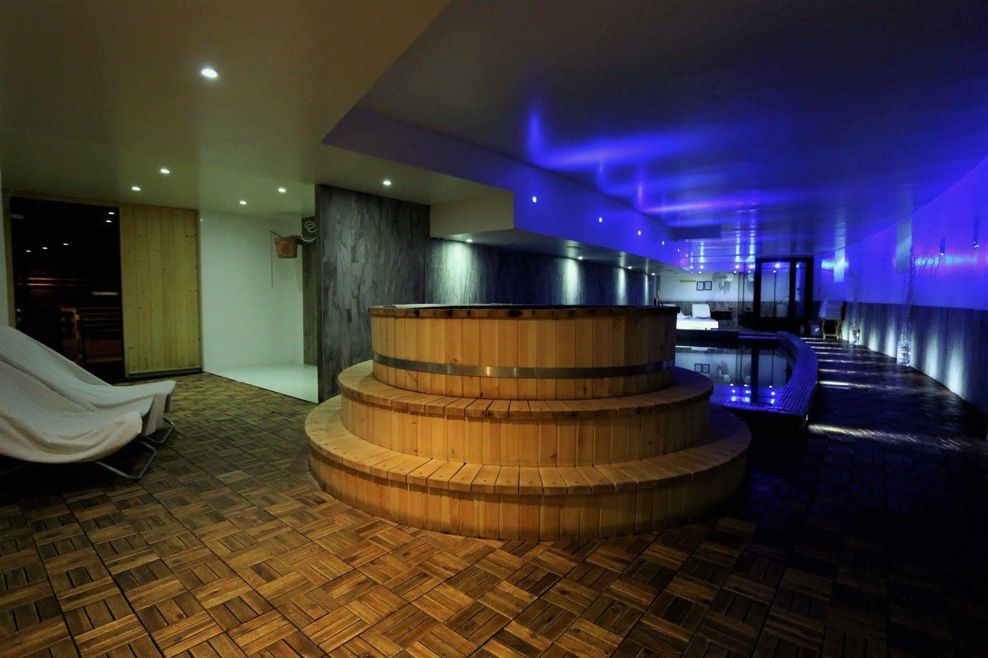 Rock Noir & Spa La Salle-les-Alpes Dış mekan fotoğraf